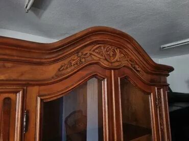 Stilske vitrine: Prelepa vitrina. Visina 230 cm Duzina 220 cm Dubina 55 cm na lalafo.rs — 6 Stilske vitrine: Prelepa vitrina. Visina 230 cm Duzina 220 cm Dubina 55 cm — 6