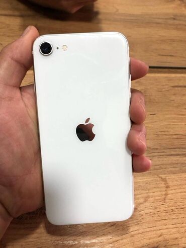 купить телефон айфон в рассрочку: IPhone SE, Б/у, 128 ГБ, Белый, Защитное стекло, Чехол, 100 %