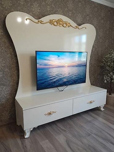 tv stend islənmis: Zərif klassik üslubda qonaq otağı mebel dəsti Tərkibi: - Geniş — 5