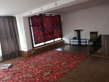 Продажа домов: Дом, 200 м², 7 комнат, Собственник — 23