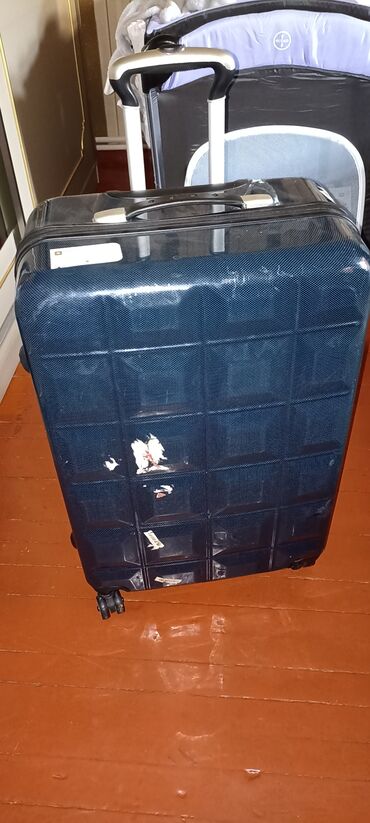 okul çantaları: Böyuk valiz islenmisdir bir prablemi var