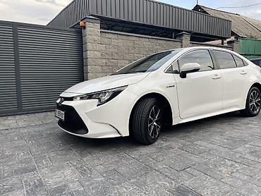 Toyota: Toyota Corolla: 2023 г., 1.8 л, Вариатор, Гибрид, Седан — 3