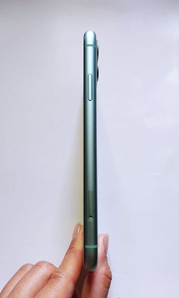 ayfon 7 s: IPhone 11, 64 GB, Face ID