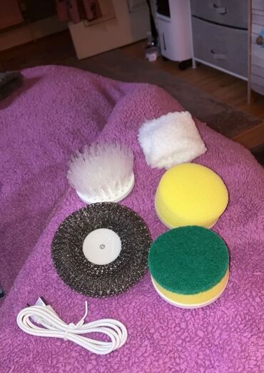 Süngərlər və fırçalar: Elektrikli təmizləmə fırçası – çoxbaşlı, USB-doldurulan Rəng: ağ — 4