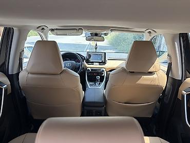 битые машины купить: Toyota RAV4: 2021 г., 2.5 л, Автомат, Гибрид, Кроссовер — 8