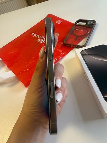 iphone 8 plus irsad electronics: IPhone 16 Pro, 256 GB, Natural Titanium, Barmaq izi, Face ID, Simsiz şarj — 9