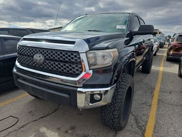 Land Rover: Toyota Tundra: 2019 г., 5.7 л, Автомат, Бензин, Внедорожник