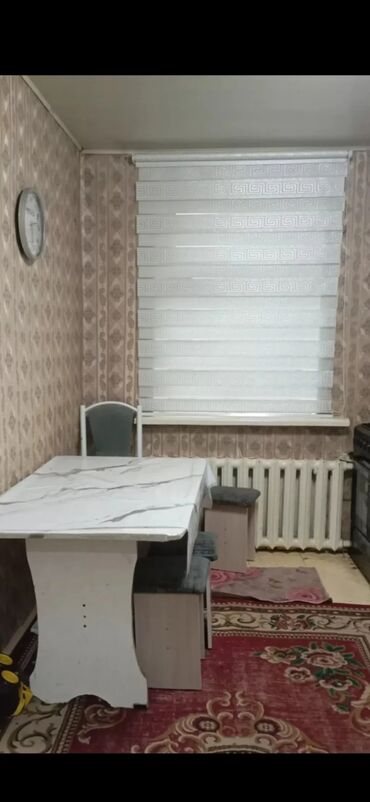 Долгосрочная аренда домов: 60 м², 4 комнаты, Парковка, Забор, огорожен