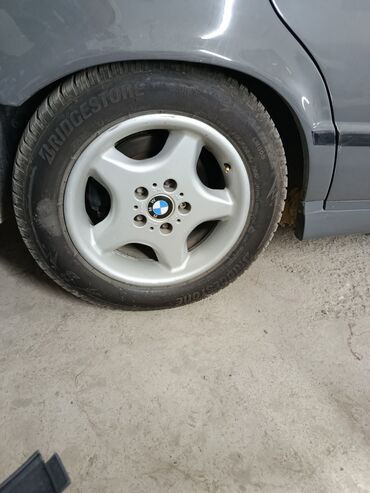 диск gx: Дөңгөлөктөр монтажда 215 / 60 / R 16, All-season, Колдонулган, Комплект, Жеңил унаалар, Куйма, тешиктери - 5