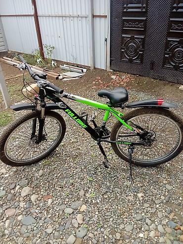 tikis masini satilir: FullBike dağ velosipedi - Rəng: qara-yaşıl - Çərçivə: alüminium — 2