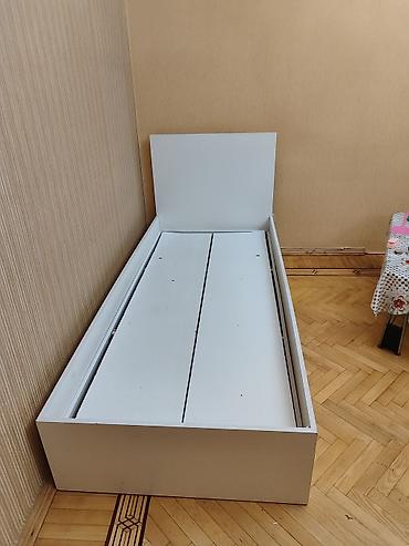monolit: Ağ rəngdə tək nəfərlik çarpayı karkası - Ölçü: təxmini tək nəfərlik — 4
