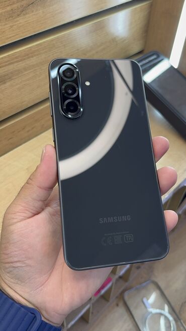солнечная зарядка для телефона: Samsung Galaxy A36, Б/у, 128 ГБ