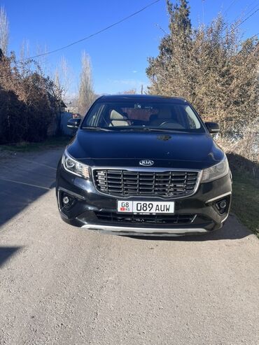 Kia: Kia Carnival: 2018 г., Минивэн — 16