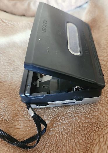 kaset calar: 📌 Sony Walkman WM-SR10 portativ kaset pleyer və radio 👉 FM/AM radio — 4