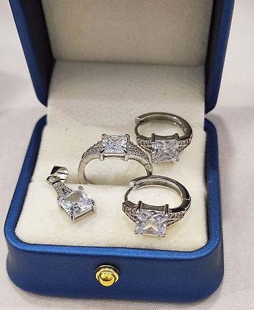 Серебряные наборы украшений: Серебряный набор под Карьтие Серебро 925 пробы Размеры имеются — 2