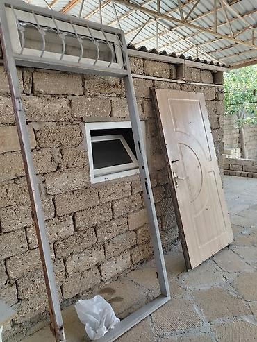 prila: Metal giriş qapısı satılır. Qapı komplekt şəkildədir: metal çaərçivə — 4
