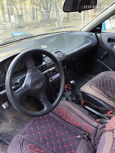 obd 16: Mazda 323: 1997 г., 1.6 л, Механика, Бензин, Хэтчбэк — 4