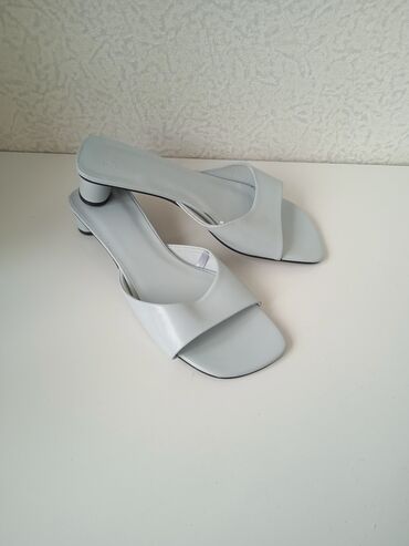 Жеке буюмдар: Босоножкалар, 40, Zara, Жаңы, түсү - Көгүлтүр, Өзү алып кетүү, Акылуу жеткирүү