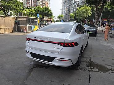 kia 1 5: BYD Qin: 2022 г., 1.5 л, Гибрид, Седан — 4