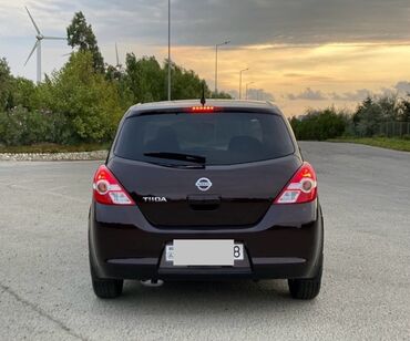 nissan tiida qiymeti azerbaycanda: Nissan Tiida: 1.5 l | 2012 il Hetçbek
