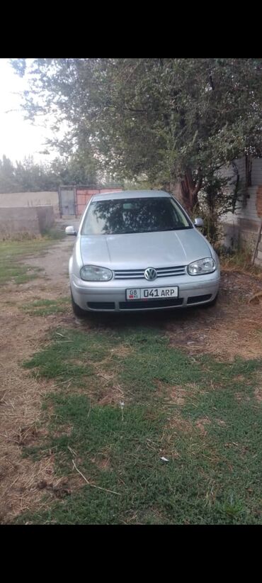 прицепы на трактор: Volkswagen Golf: 2000 г., 2 л, Автомат, Бензин, Хетчбек