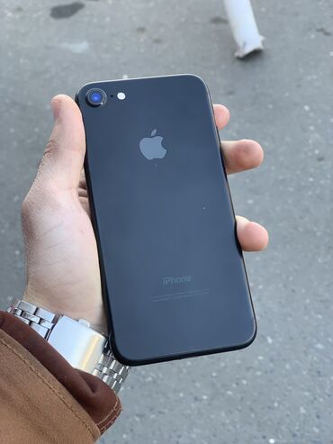 ikinci el telefonlar lalafo: IPhone 7, 32 GB, Qara, Barmaq izi