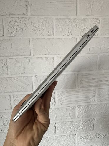 Ноутбуки: Ультрабук, Apple, 8 ГБ ОЗУ, Apple M1, 13.3 ", Б/у, Игровой, память NVMe SSD — 7