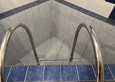 Продажа коттеджей и домов: 🏡 Срочно продаётся большой и просторный дом в Бишкеке! Продаётся — 2