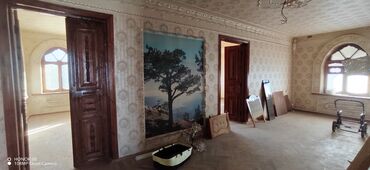 Həyət evləri və villaların satışı: 6 otaqlı, 240 kv. m, Orta təmir — 15