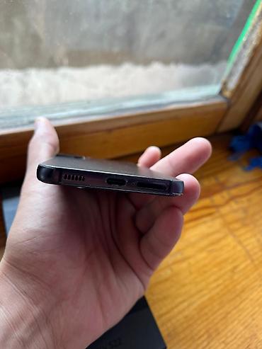 s22: Samsung Galaxy S22, 128 GB, rəng - Qara, İki sim kartlı — 5