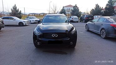 Infiniti: Infiniti FX37: 3.7 l | 2013 il 138000 km Krossover