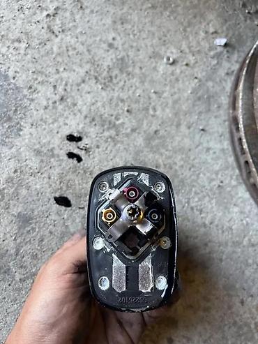 car bluetooth adapter: GPS ANTENA VW TIGUAN AD1 2017 | audi vagen delovi 06******** — 3