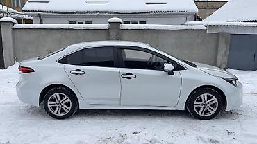 Toyota: Toyota Corolla: 2020 г., 1.8 л, Вариатор, Гибрид, Седан at lalafo.kg — 3 Toyota: Toyota Corolla: 2020 г., 1.8 л, Вариатор, Гибрид, Седан — 3