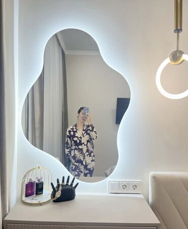 Зеркала: 1.	Фигурные зеркала — это стильный акцент, который меняет весь — 8