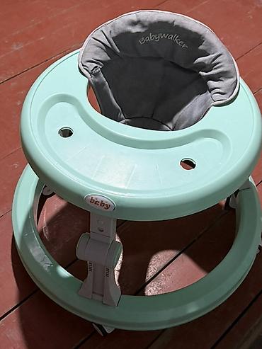 детский музыкальный мобиль: Отдам даром Детские ходунки Babywalker - Тип: классические круговые — 2