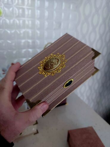 Ətriyyat: Gözəl və keyfiyyətli hədiyyəlik ətir qutuları. Əl İŞLƏRİDİ. Özümüz -da lalafo.az — 12 Ətriyyat: Gözəl və keyfiyyətli hədiyyəlik ətir qutuları. Əl İŞLƏRİDİ. Özümüz — 12