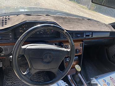 Продажа авто: Mercedes-Benz W124: 1994 г., 2.2 л, Механика, Бензин, Седан — 5