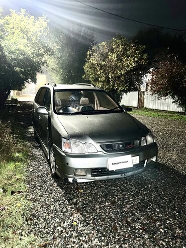 Toyota: Toyota Gaia: 2000 г., 2 л, Автомат, Бензин, Минивэн