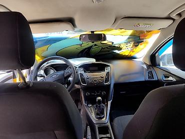 Унаа: Ford Focus: 2016 г., 1.6 л, Кол менен иштөөчү, Бензин, Универсал — 1