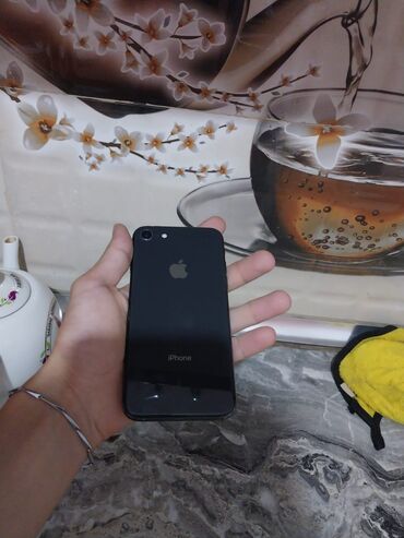 Apple iPhone: IPhone 8, 64 GB, Qara, Zəmanət, Barmaq izi, Face ID