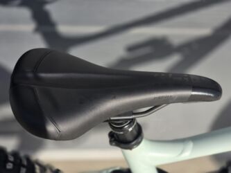 Горные велосипеды: Горный велосипед, Specialized, Рама M (156 - 178 см), Алюминий, Б/у at lalafo.kg — 6 Горные велосипеды: Горный велосипед, Specialized, Рама M (156 - 178 см), Алюминий, Б/у — 6