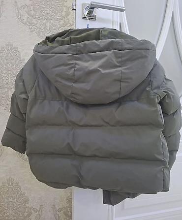 qis ucun kurtkalar: ZARA uşaq qış gödəkçəsi 11-12yas - Rəng: zeytun-yaşıl (khaki) - — 2