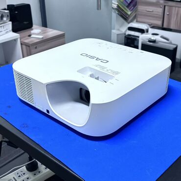 Proyektorlar: İşlənmiş Stasionar Proyektor Ödənişli çatdırılma — 36