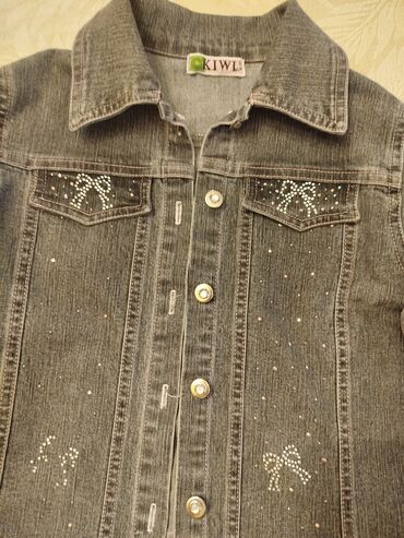 Uşaqlar üçün digər geyimlər: Uşaq geyim dəsti – 4 parçadan ibarət 1) Ağ pambıq krujeva don - — 11