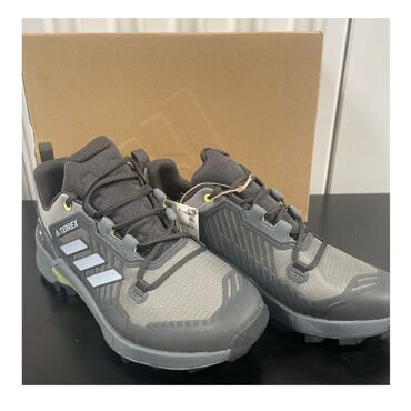 женские кроссовки adidas terrex: Adidas TERREX SWIFT R3, Размер: 43 (28см) Оригинал из США Цвет: Серый