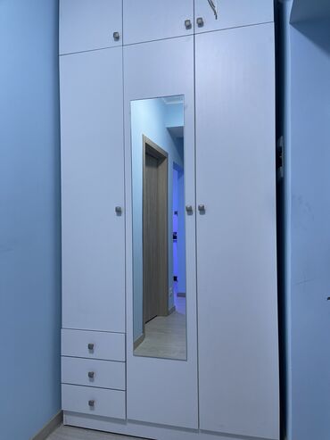 шифонеры б у: 3-ех створчатый шкаф
Мебель на заказ и в наличии