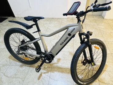 Elektrik velosipedlər: İşlənmiş Elektrik velosipedi 28", sürətlərin sayı: 7, 250 Vt, Ünvandan götürmə — 1