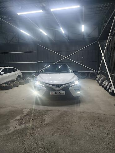 Продажа авто: Toyota Camry: 2018 г., 2.5 л, Автомат, Гибрид, Седан — 10
