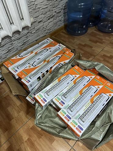 Переносной светодиодный аварийный светильник HG DUE HG‑715 - Длинная