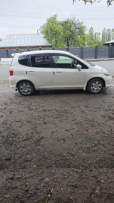 Honda Fit: 2004 г., 1.5 л, Вариатор, Бензин, Хэтчбэк